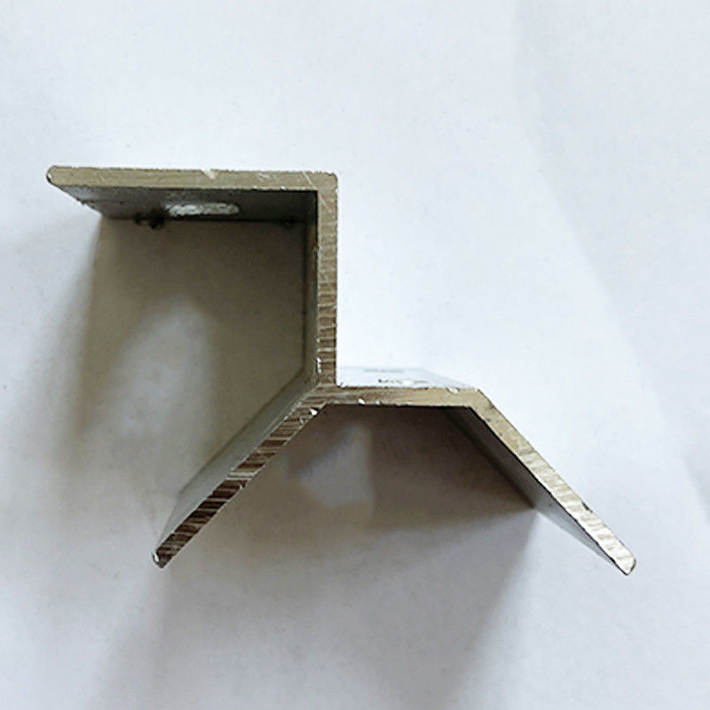 Fábrica trapezoidal solar de la abrazadera del panel solar de la instalación del tejado del accesorio solar de aluminio del tejado
