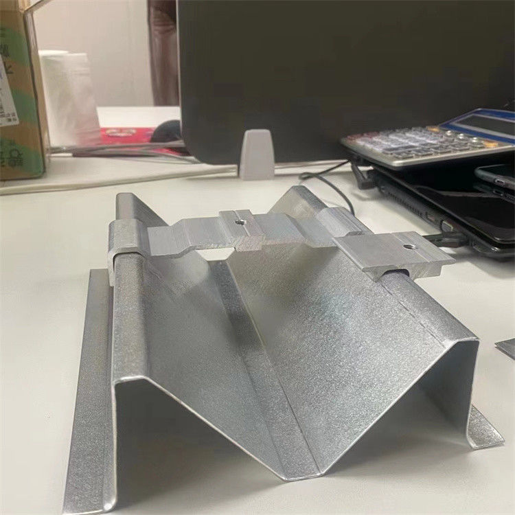 mantenimiento bajo del metal de 0.2mm-0.5m m del tejado de la instalación fácil de aluminio de los canales