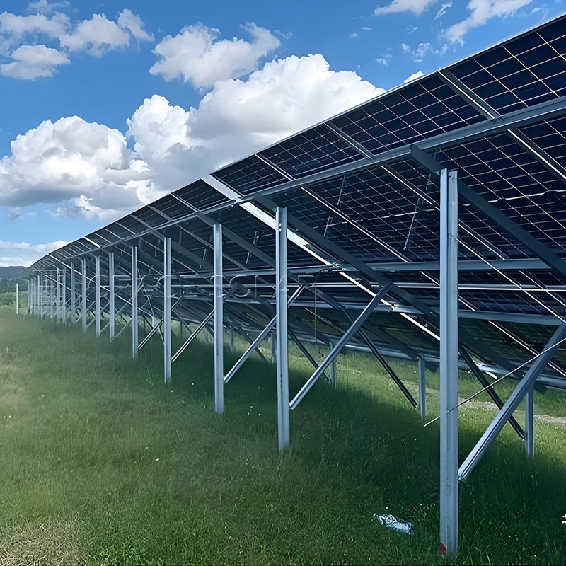 Sistema fotovoltaico de montaje en tierra estructura de tornillo de tierra fundación sistema de montaje en tierra solar para la central eléctrica solar