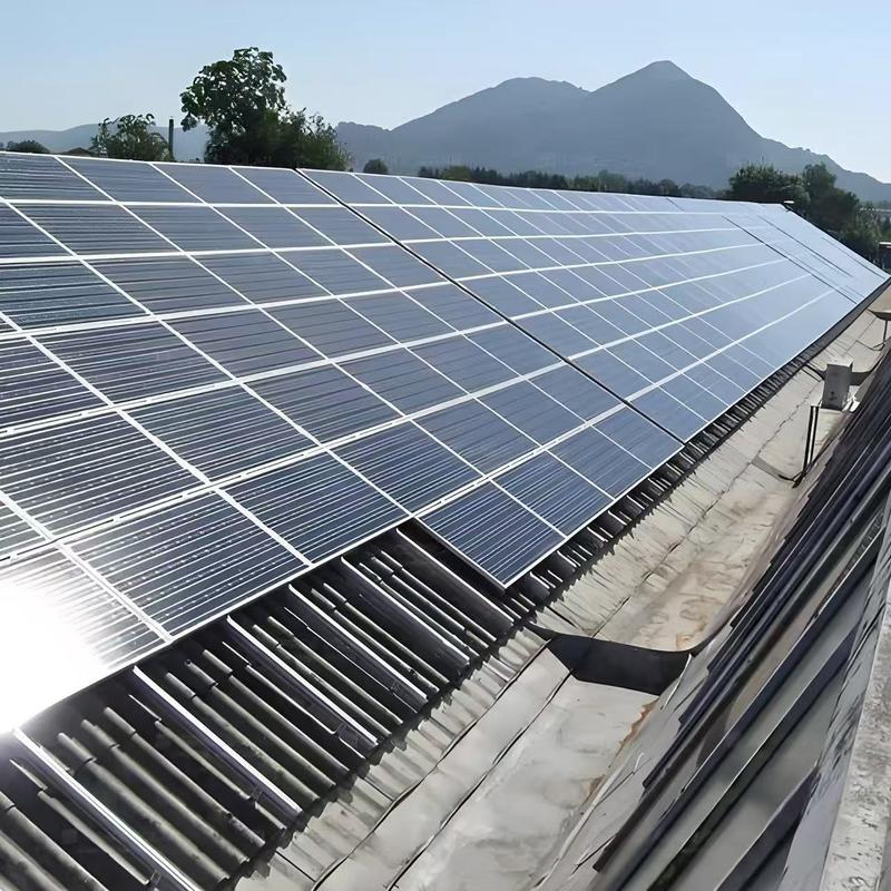 Instalación de clips sin perforación y soportes de montaje de techo de paneles solares amigables con el drenaje