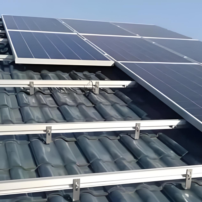 Instalación de clips sin perforación y soportes de montaje de techo de paneles solares amigables con el drenaje