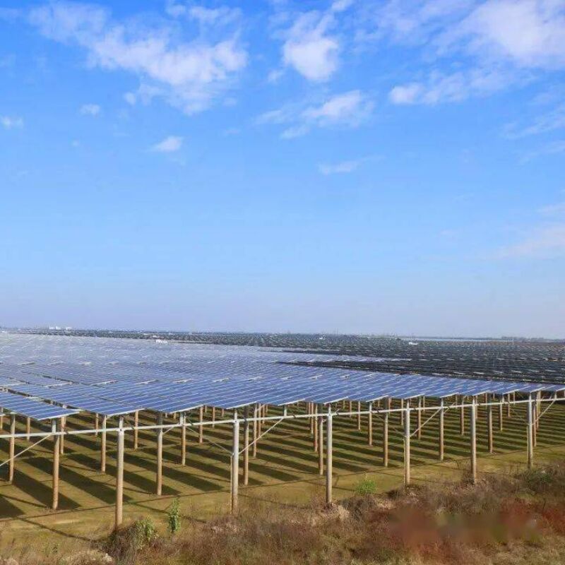 Soportes de montaje solar en tierra que proporcionan resistencia a fuertes cargas de viento y nieve con un diseño único de pila y componentes preensamblados