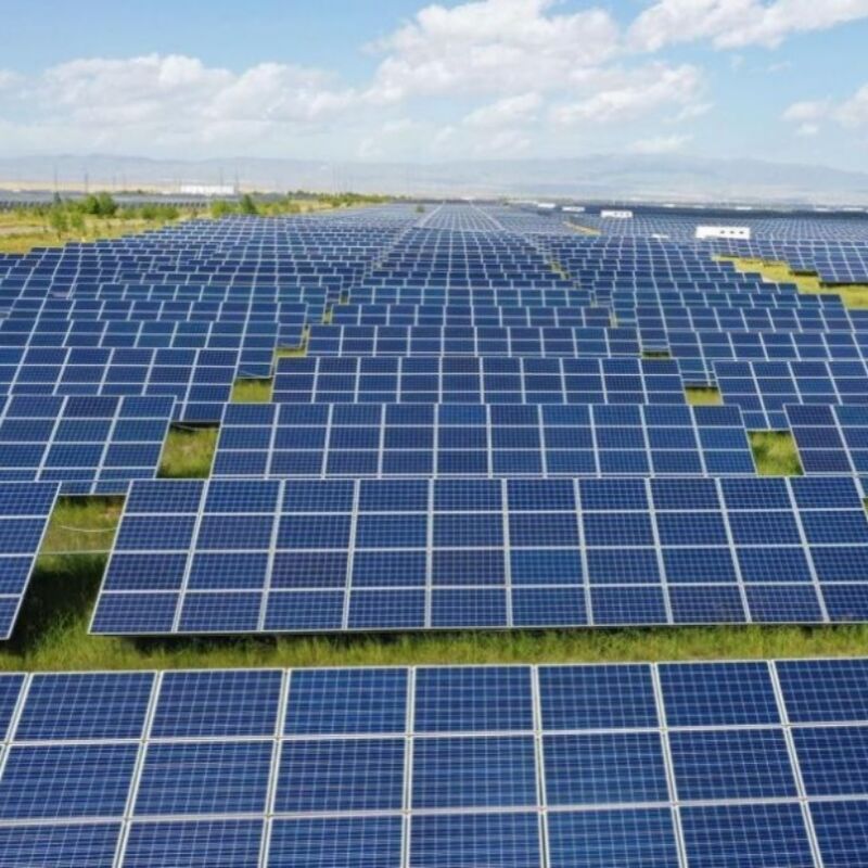 Soportes de montaje solar en tierra que no ofrecen diseño de poste frontal y componentes de aluminio anodizado para soluciones de montaje solar duraderas