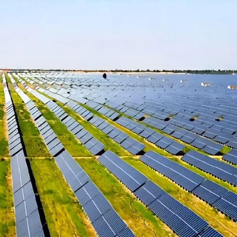 Soportes de montaje solar de suelo de alta resistencia construidos con materiales resistentes a la corrosión para el montaje de paneles solares en granjas